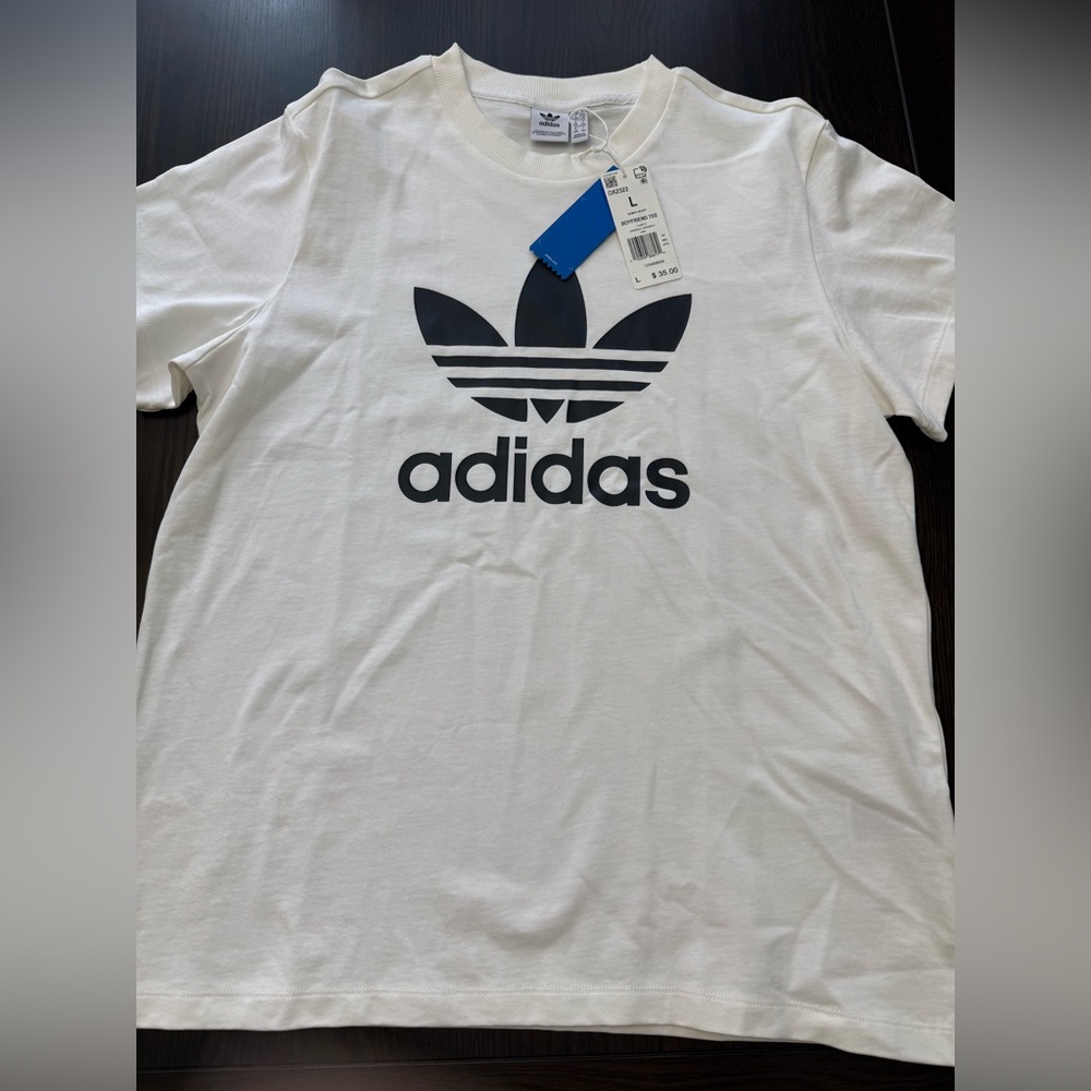 NWT adidas White Short Sleeve Trefoil Logo Tee with Black Print